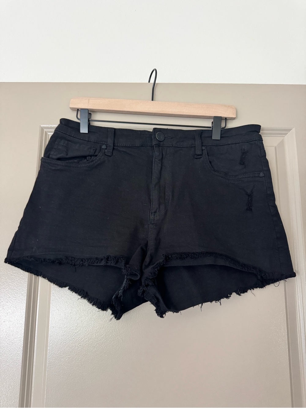 Kut from the Kloth Frayed Denim Shorts